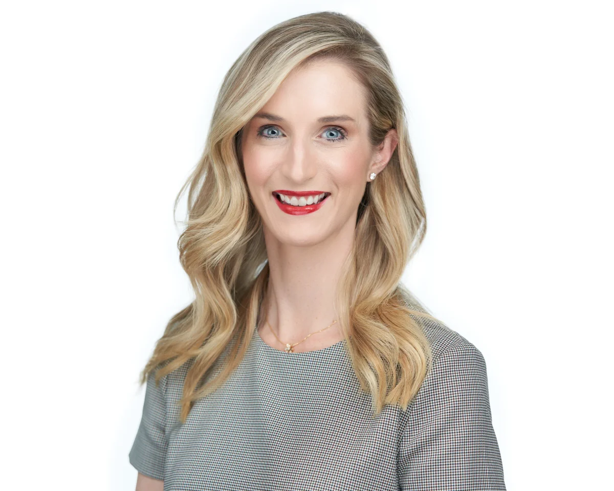 Light background headshot South Florida
